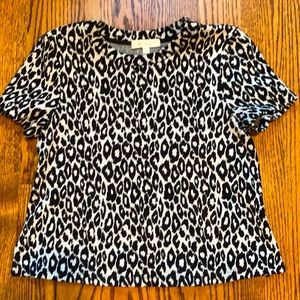 Eri + Ali Petite Cropped Leopard Top